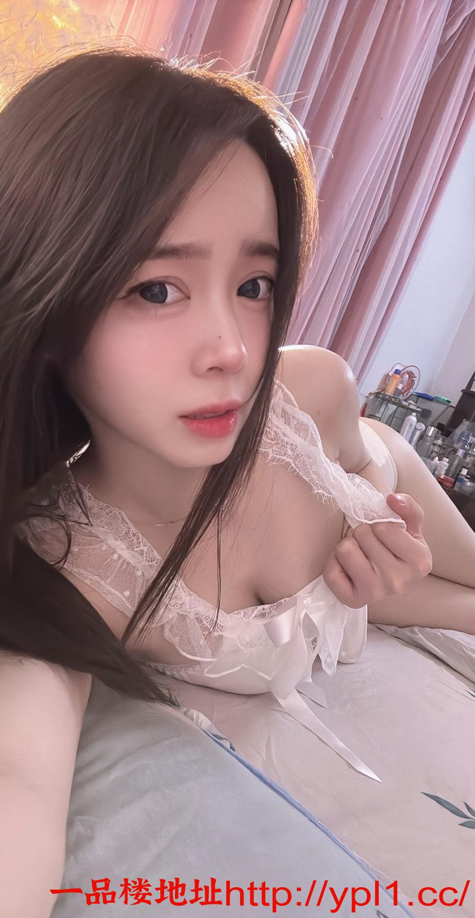 昆山兼职肤白貌美骚妹鲍紧水多