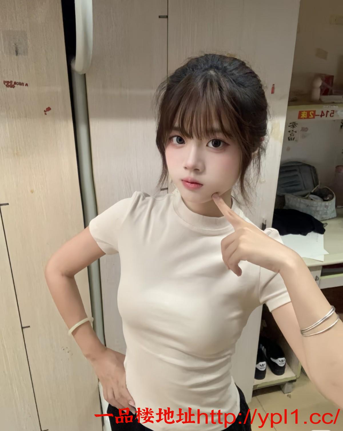 精选:学生 幼师 护士 人妻 御姐等资源充足 价格实惠 有公寓（可无套内射）所有小妹有体检报告