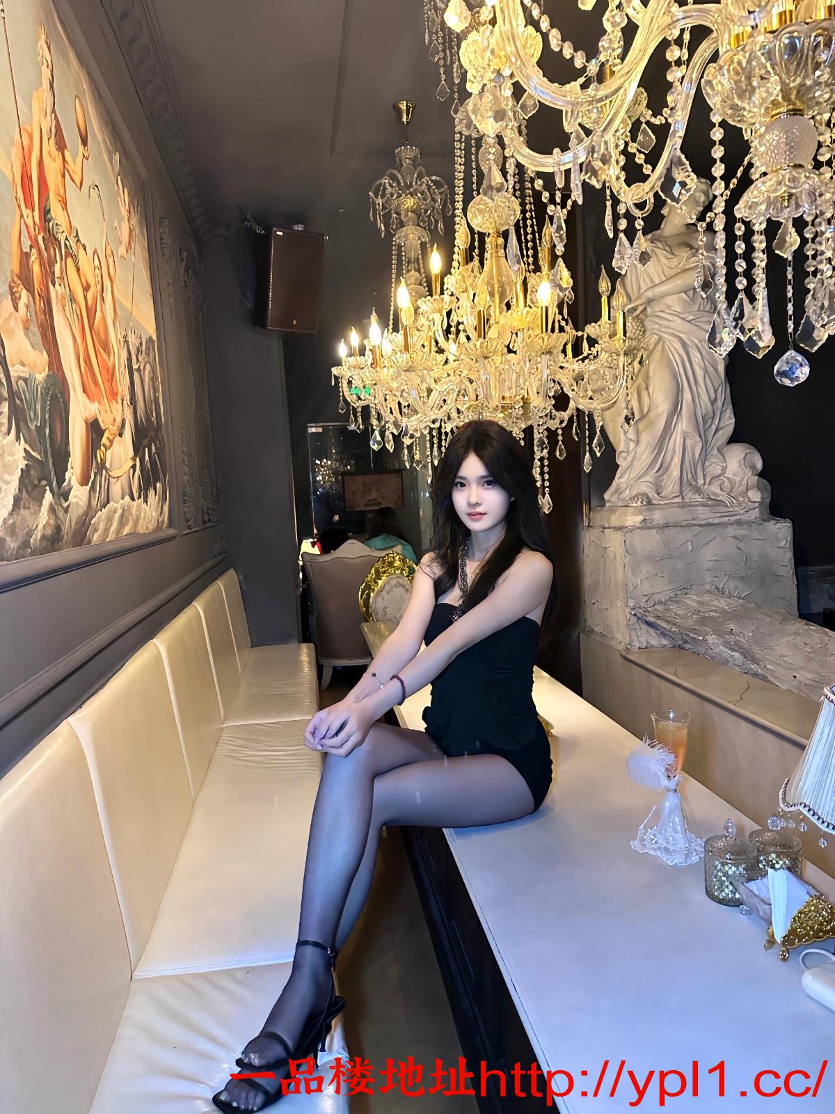 兼职御姐性感长腿柔情似水