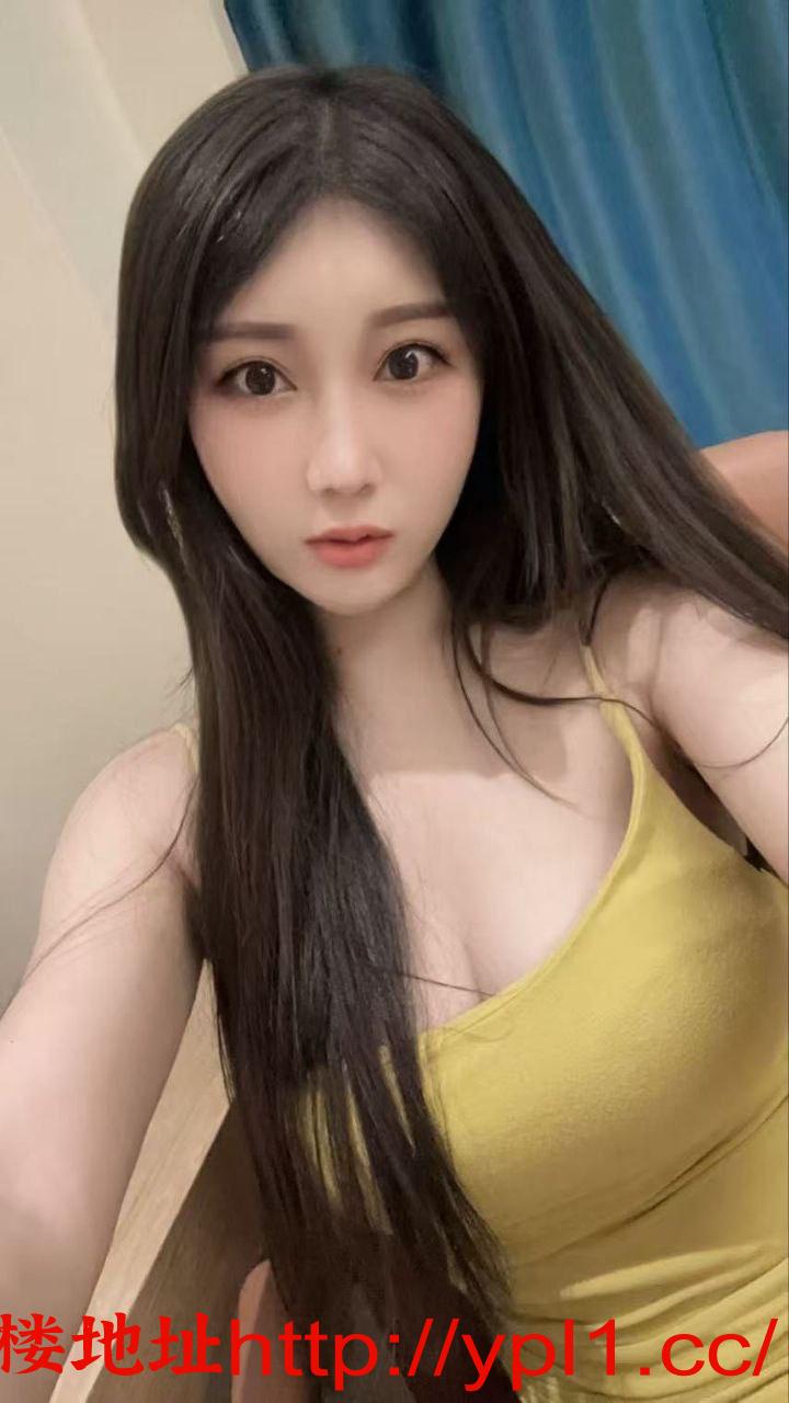 刚下海不久嫩妹