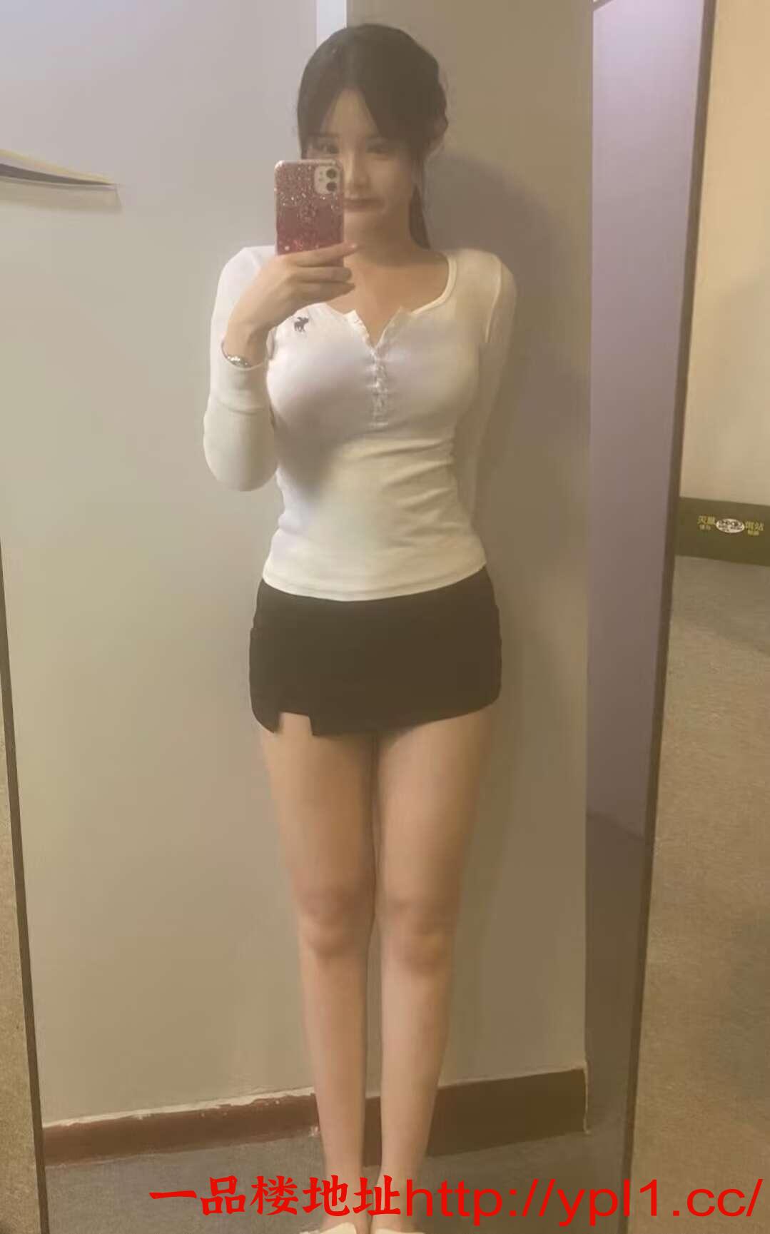 刚下海兼职清纯美女