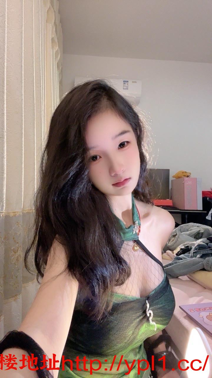 滨江白虎少女粉嫩鲍鱼活好