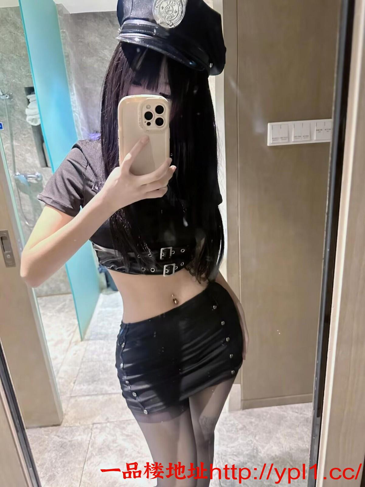 爆操黑丝爆乳嫩模学生妹