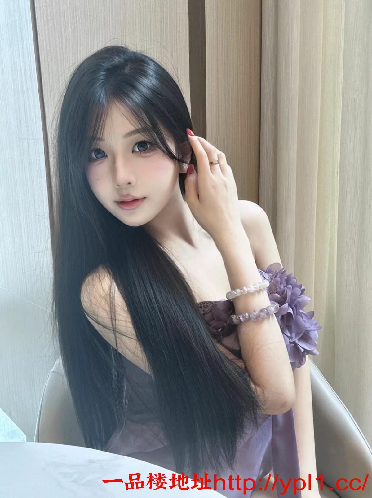 粉嫩极品鲍鱼多汁蜜桃臀