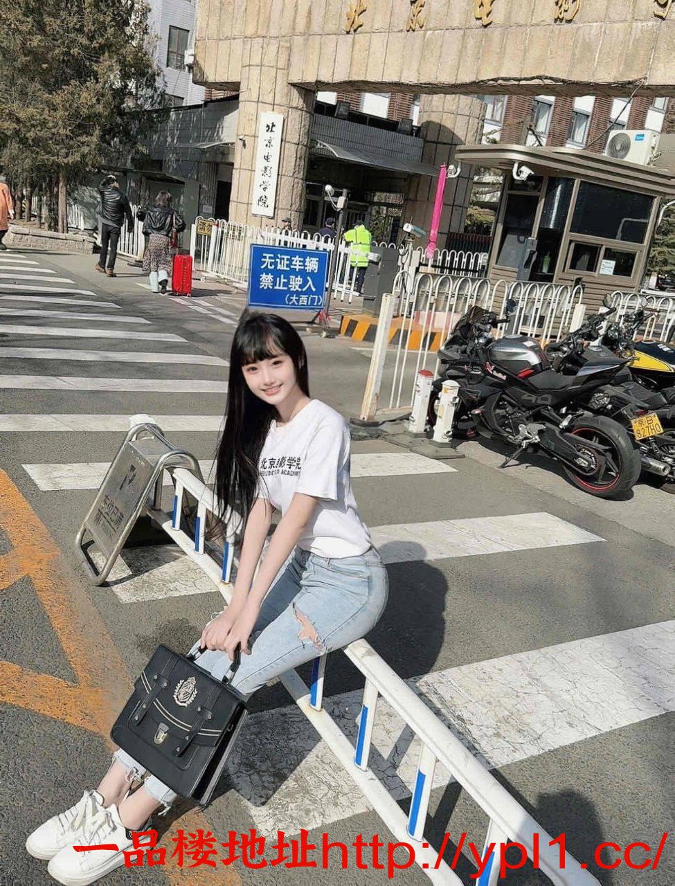 上海妹妹粉色小嫩逼水多学妹