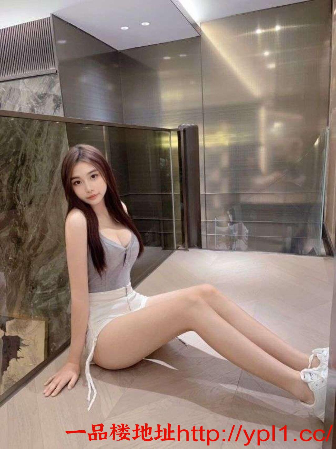 02年粉嫩小妹活好易抽搐