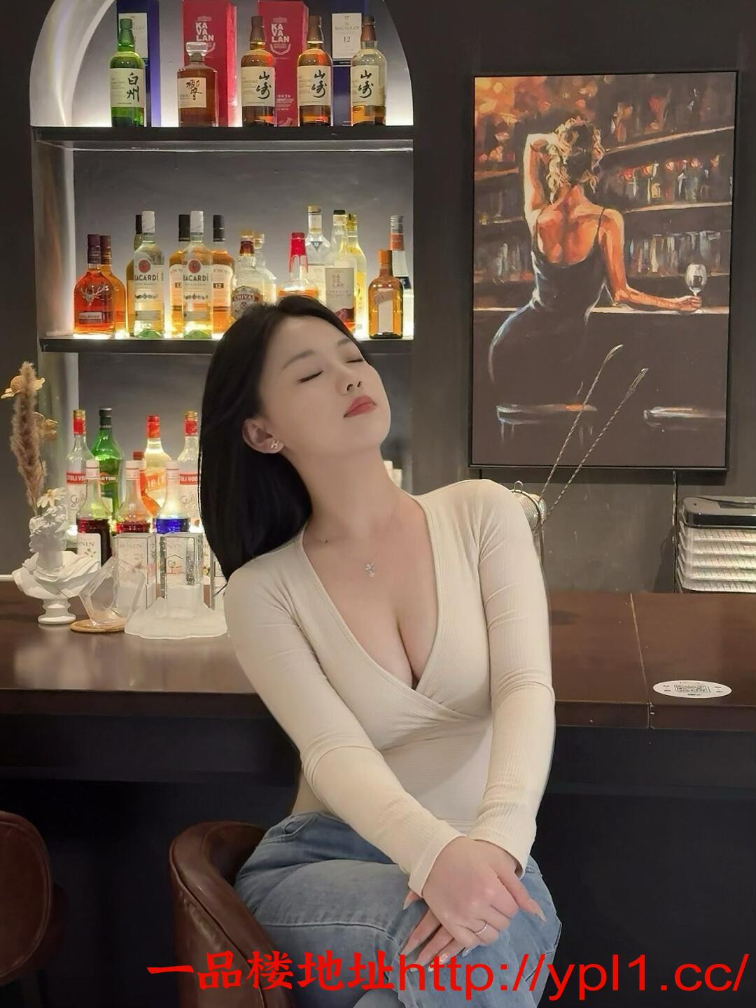 汁多嫩穴逼紧配合各种姿势爽到起飞可外出上门