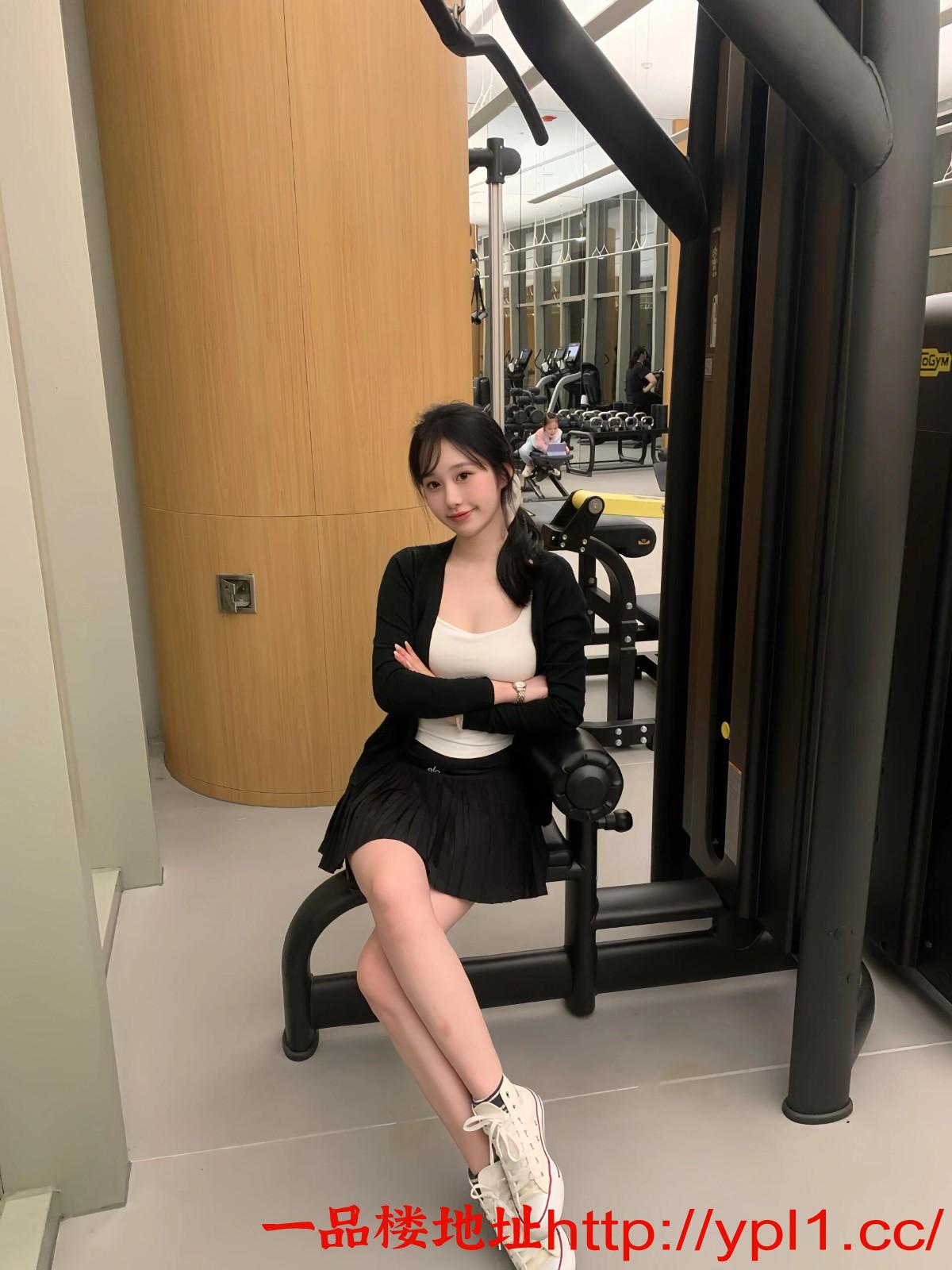 白嫩兼职实习大波老师(可外出)