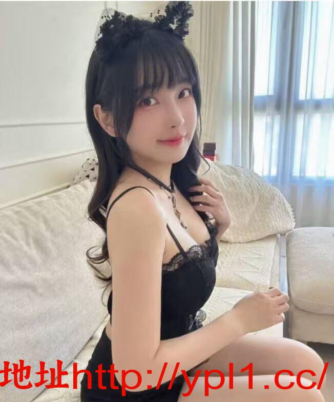 实习期炮架身材嫩妹