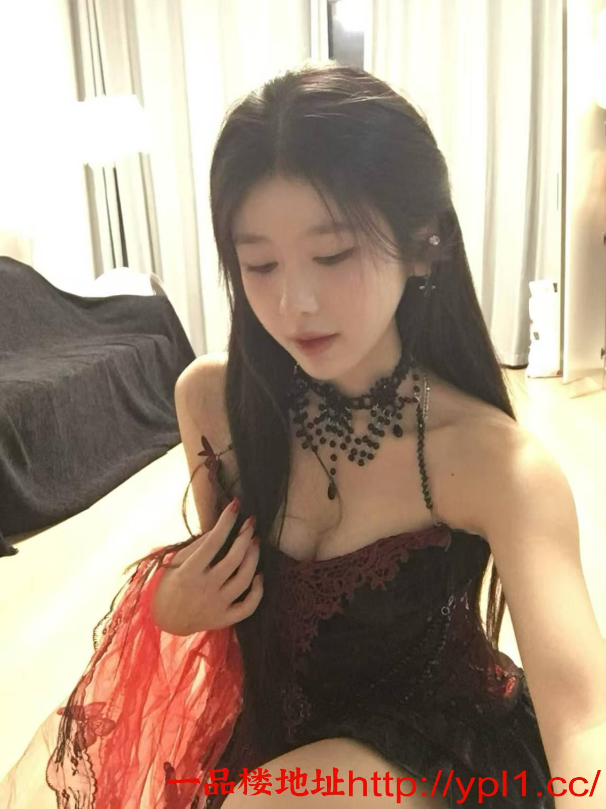 时尚妹子操到后面越来越骚