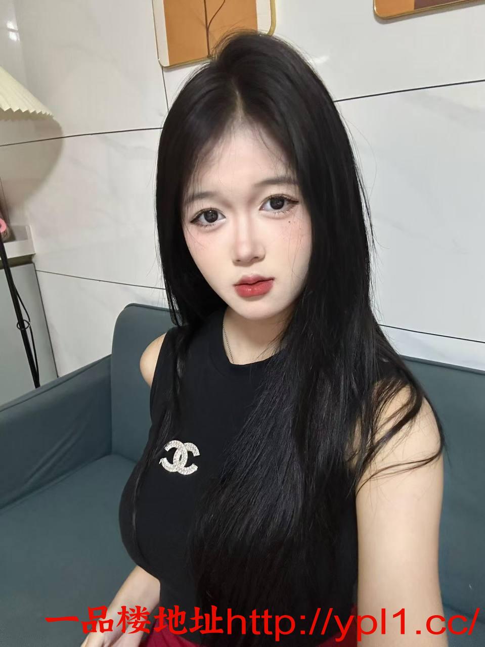 南湖大奶翘臀白嫩御姐