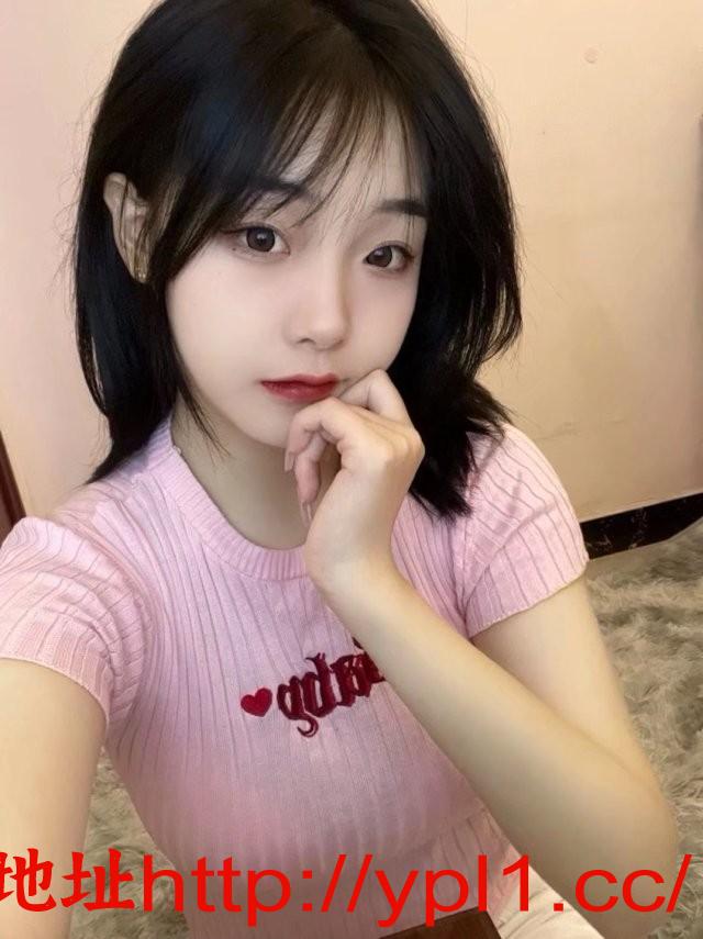 真实00后自食其力馒头紧穴粉嫩可舔