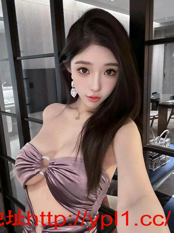 性格粉嫩身材好的小姐姐