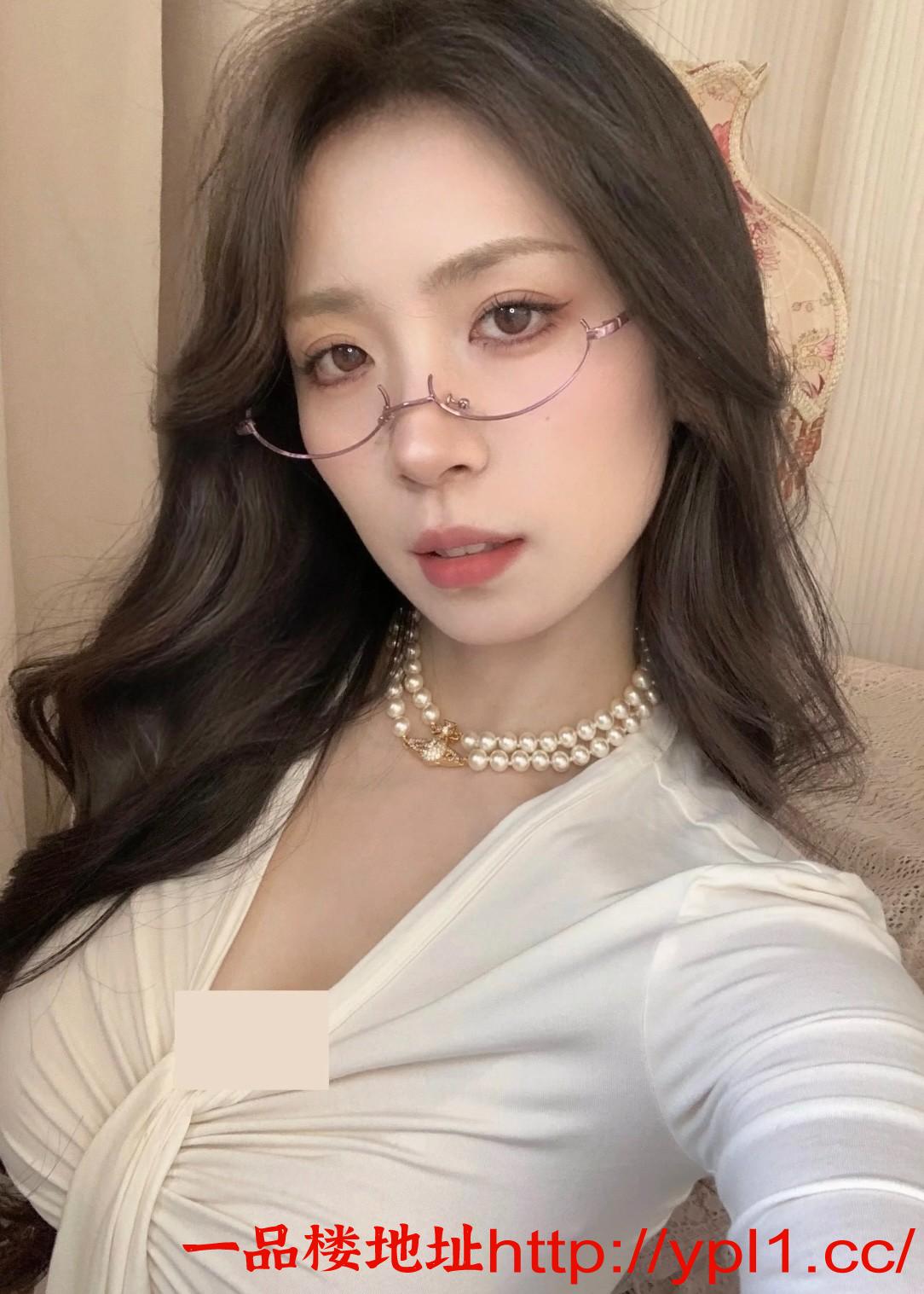 兼职极品大胸服务全水多