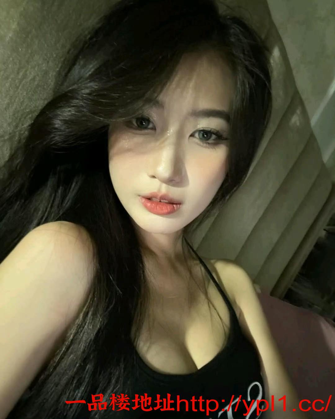 妩媚诱人美女御姐