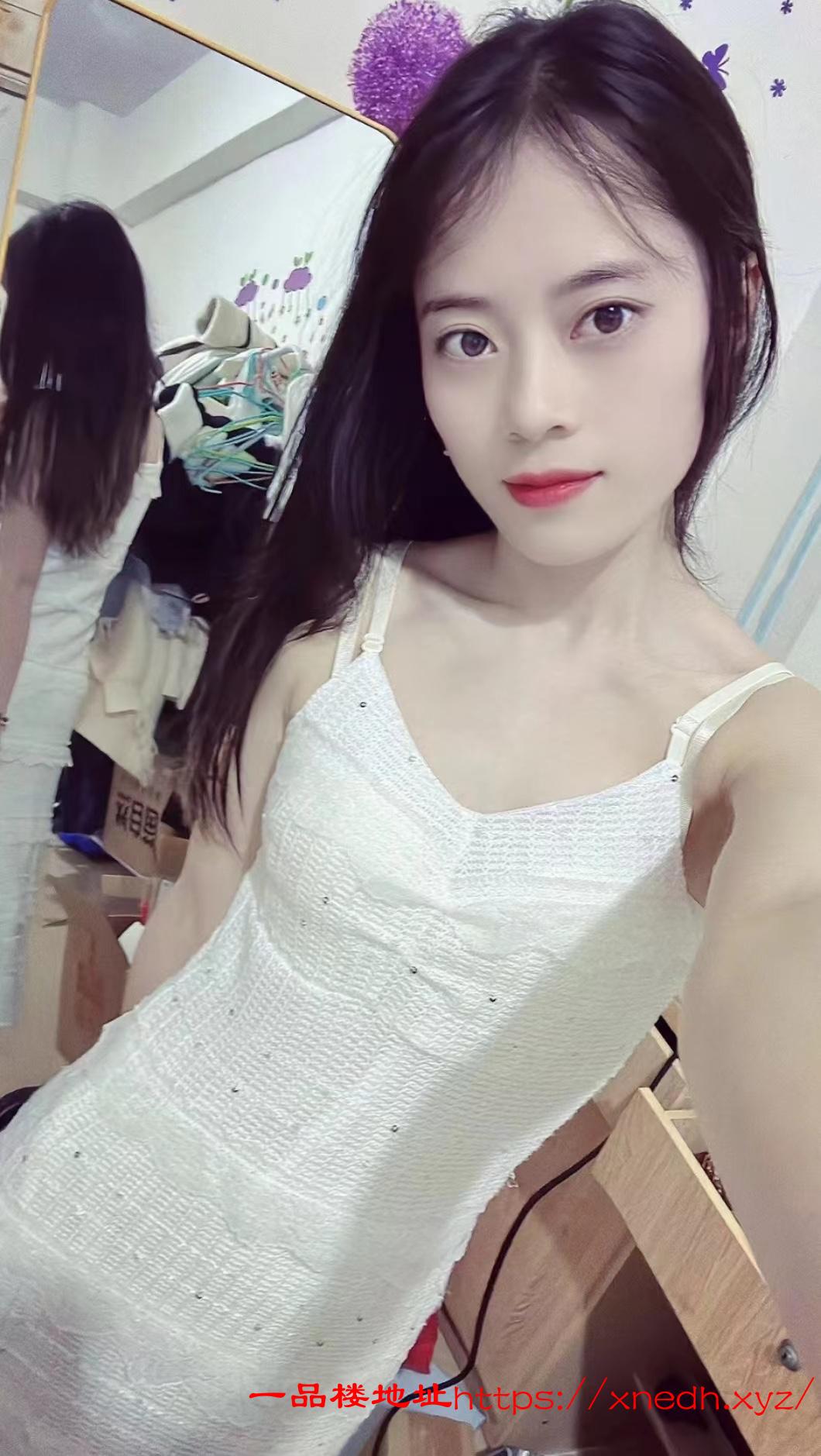 鲍美多汁小姐姐