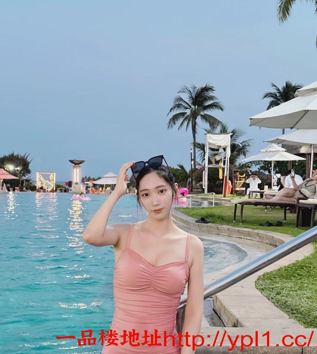 市兼职长腿制服御姐