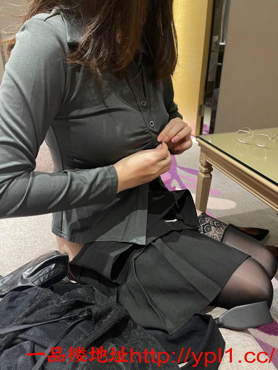 大学生喜欢玩偶尔做下兼职（可到女孩公寓上课）