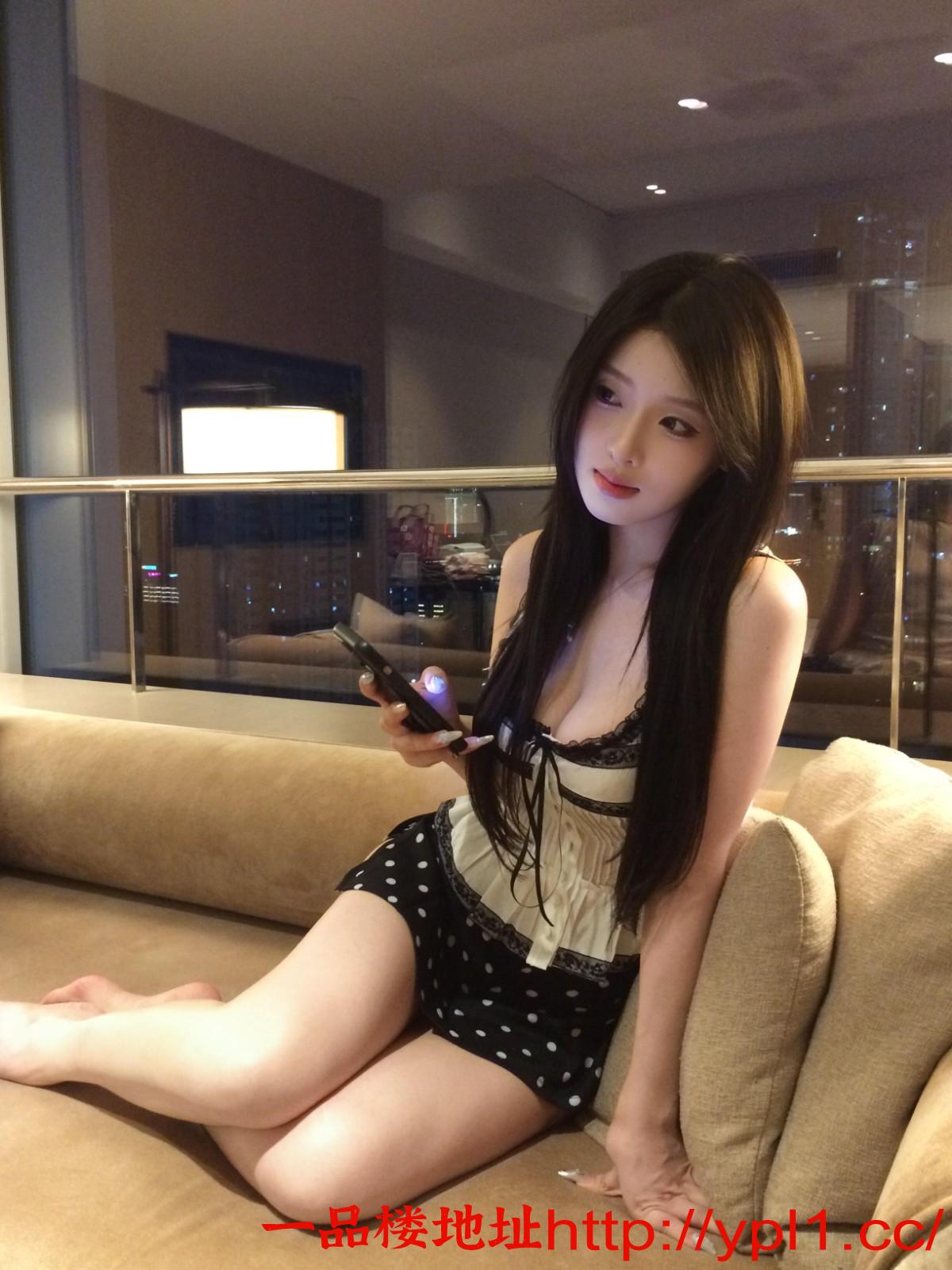 03年白嫩小妖精逼紧水多很棒