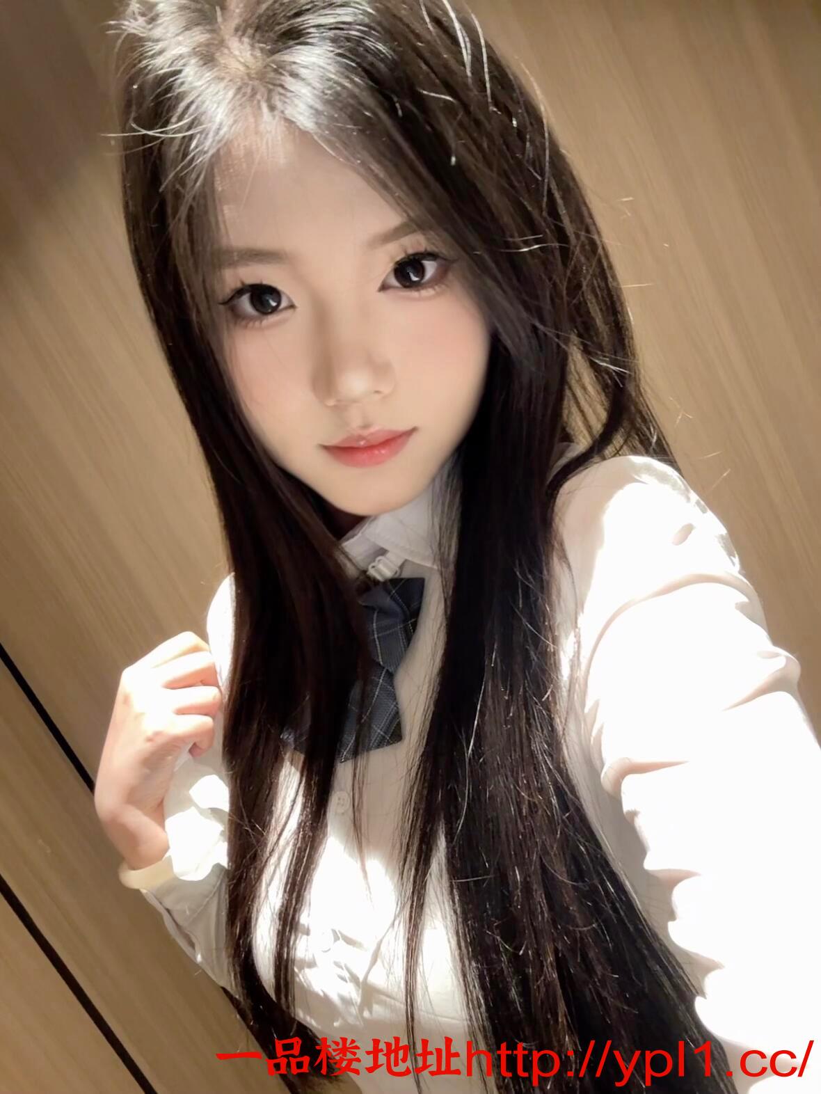 兼职极品情瘾少女粉嫩鲍鱼