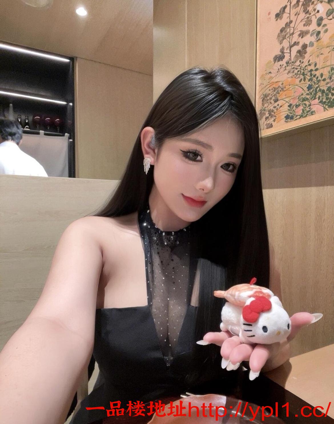 漂亮白嫩御姐乖巧甜美