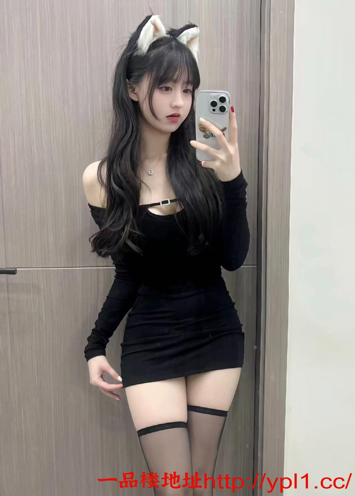 青羊身材皮肤细腻光滑水嫩多汁