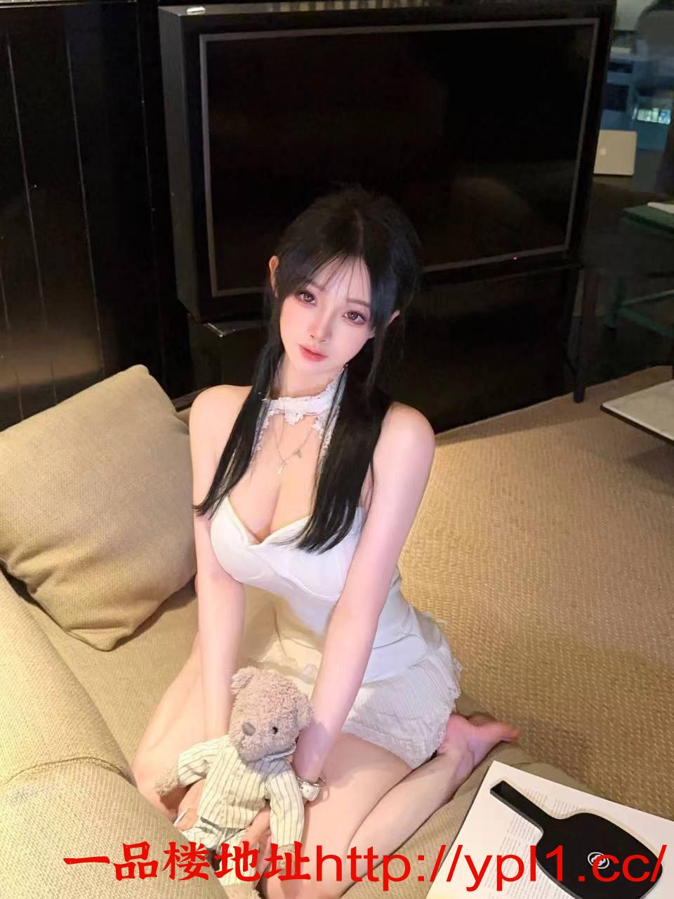 上城白嫩大奶粉嫩妹