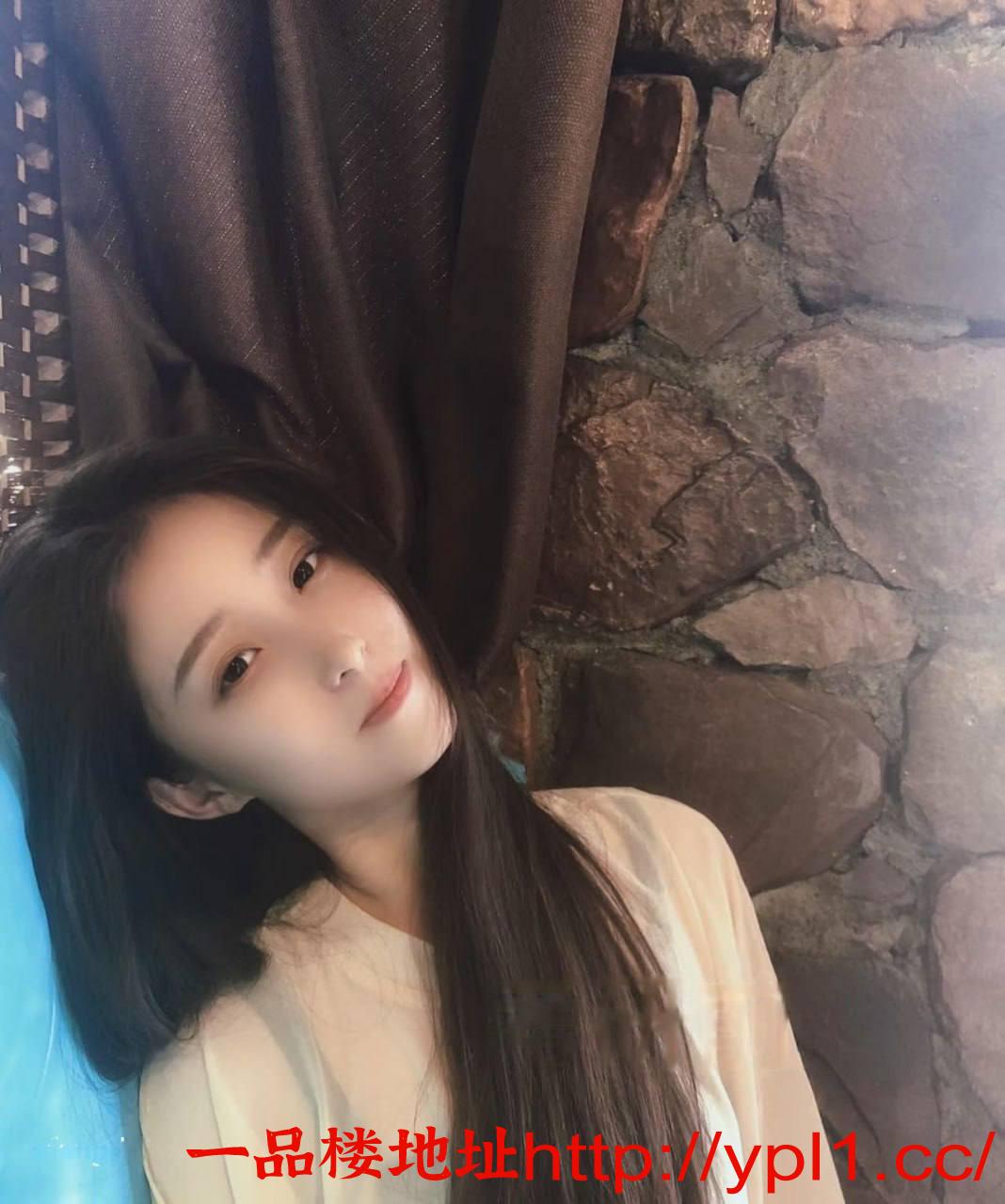 分享刚下海兼职妹妹 粉嫩白虎汁水饱满意犹未尽(可外出)