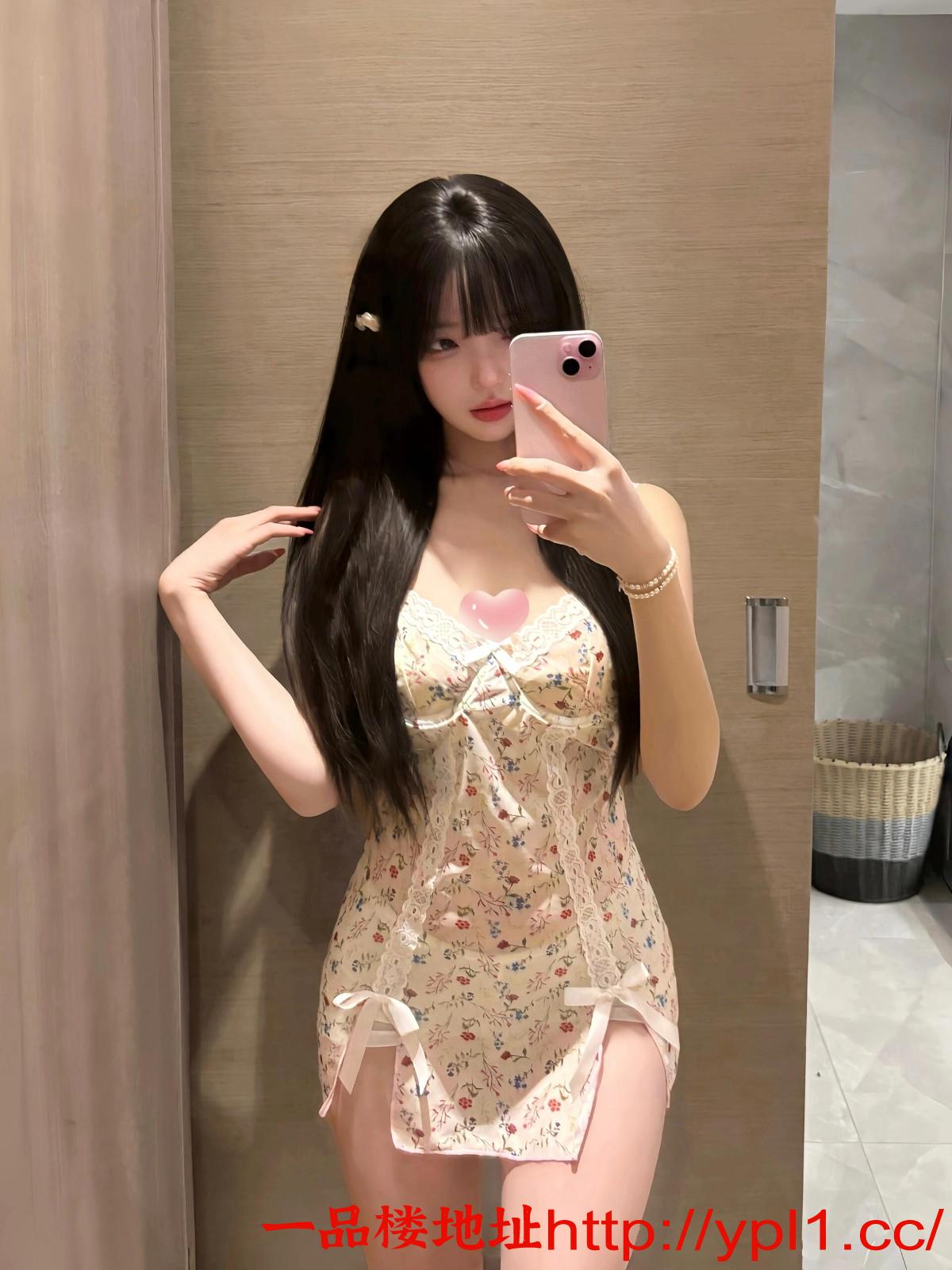 邻家小妹，逼紧水多会诱惑人