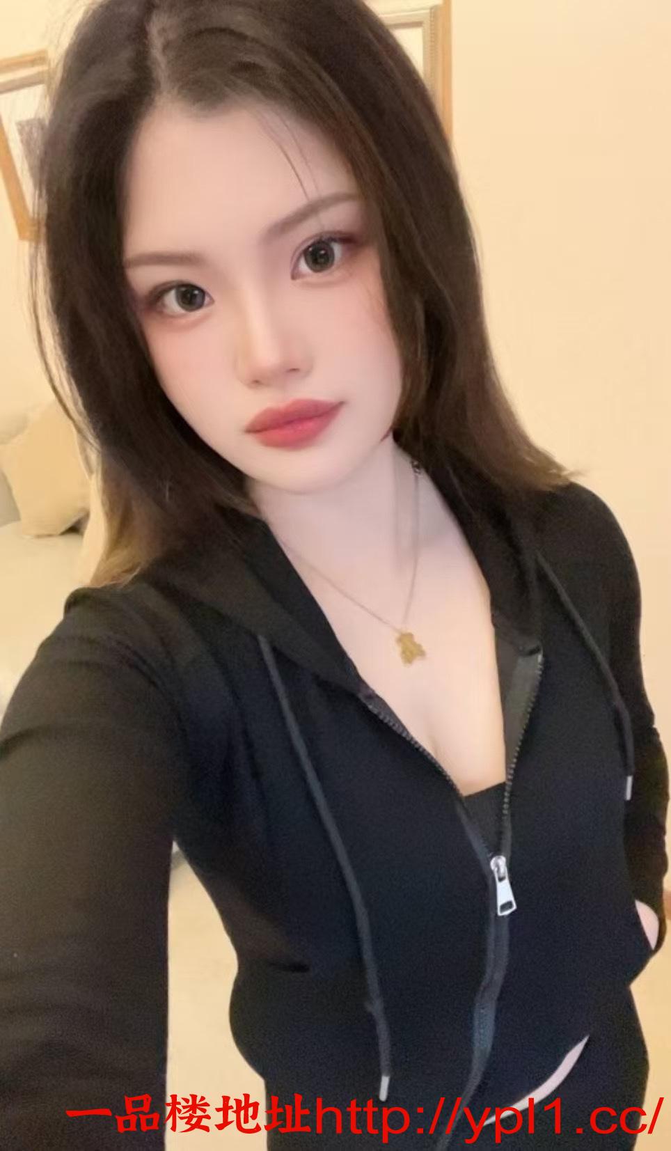 极品巨乳人间尤物粉嫩骚逼