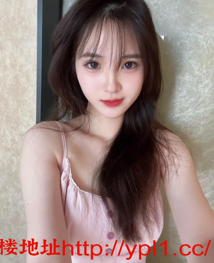 腰臀比完美的腰精，性感娇嫩妹妹