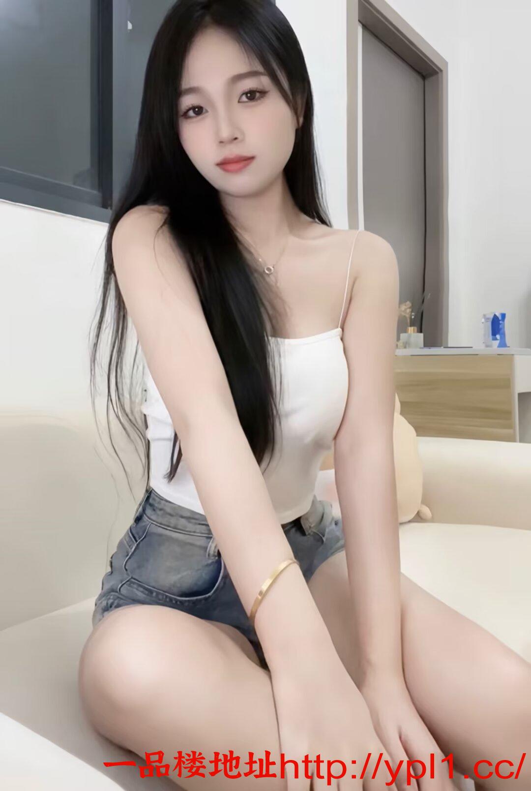 二刷翘臀小妹妹