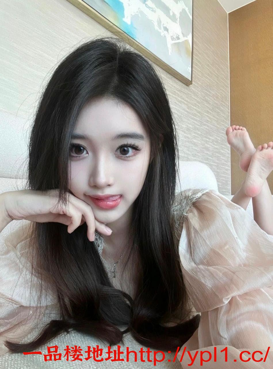 性感粉鲍逼润艳舞诱惑小姐姐