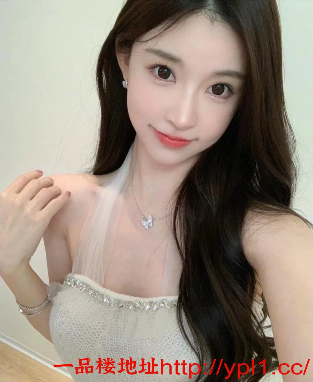 性感骚妹水多皮肤滑嫩