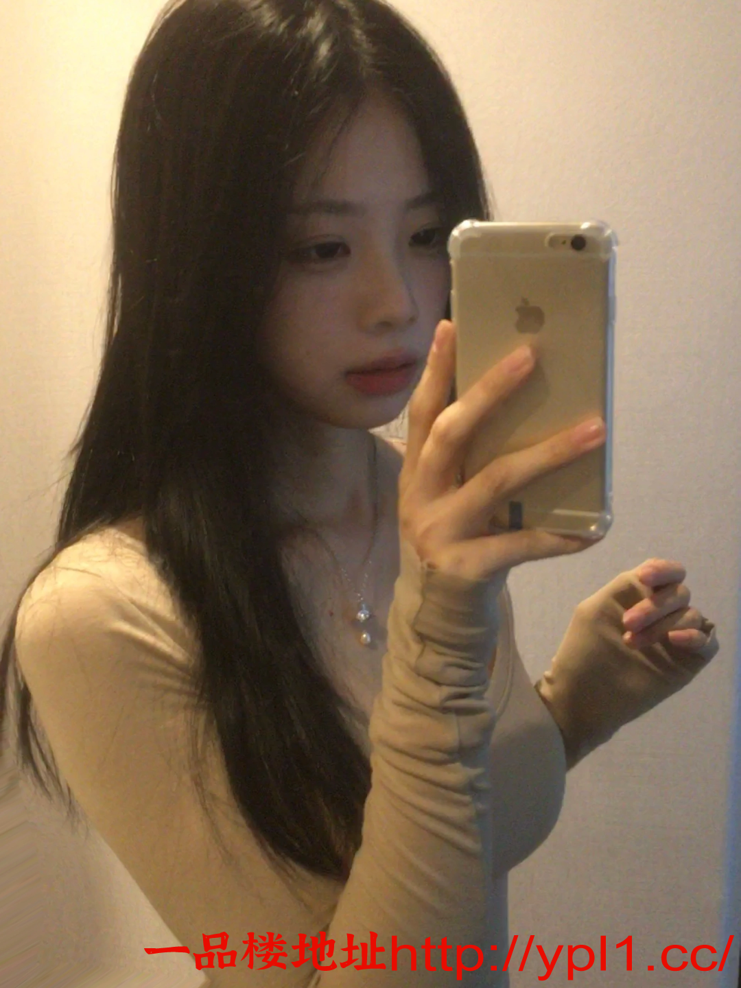 ￼  外表淑女床上很浪荡很骚