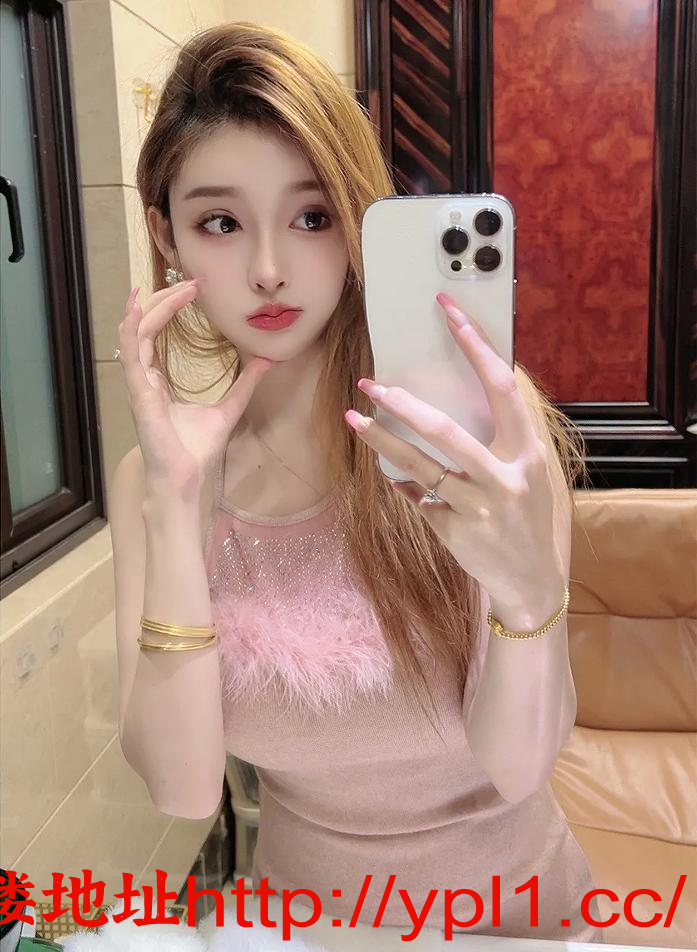 这个骚货汁水多做爱好爽