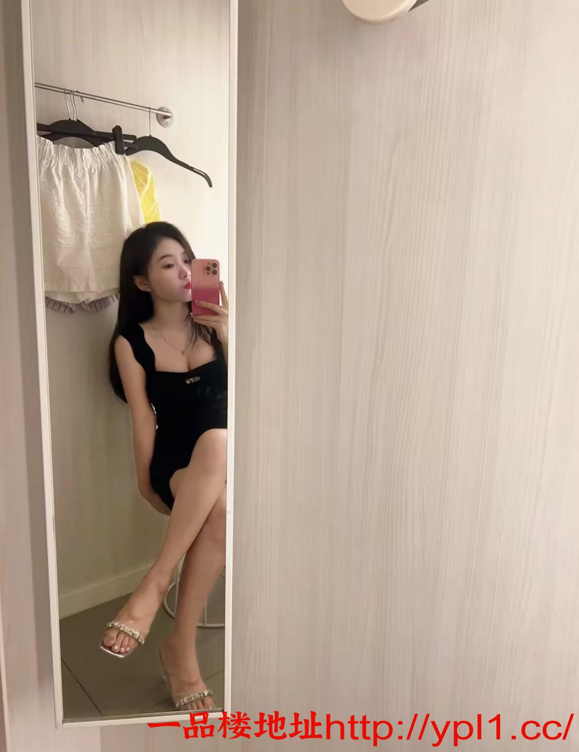 骚气大长腿人美活好会喷水