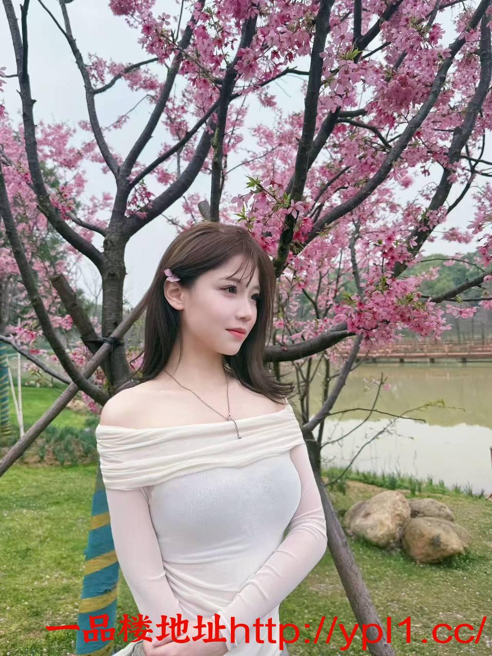 太仓甜美小妹魔鬼身材超性感兼职