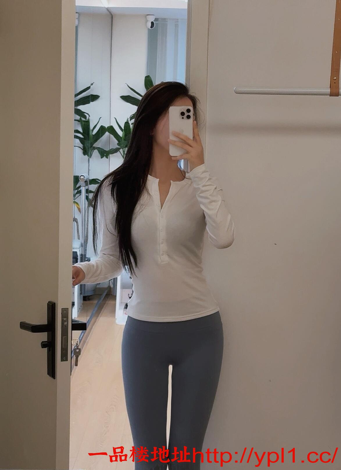 御姐性感很纯欲 极品嫩妹是个迷人的小妖精