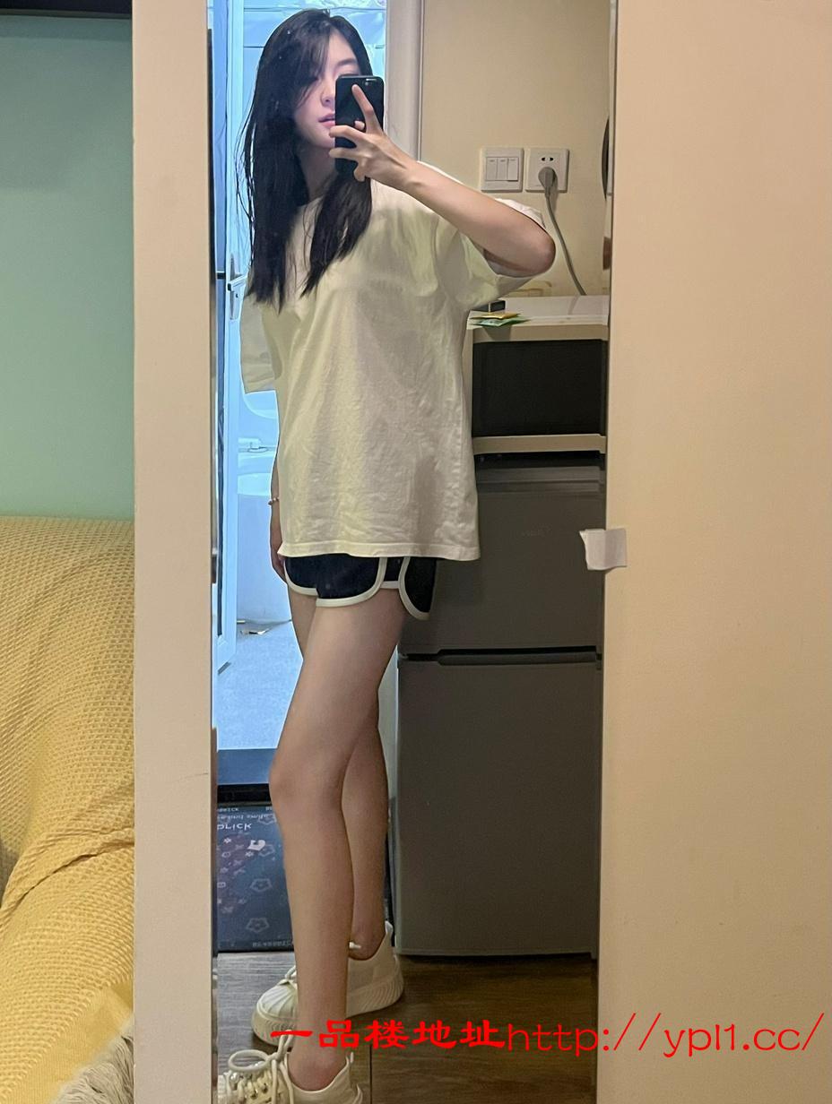 新北区白腿长学生丝袜诱惑口活好实在是太紧了