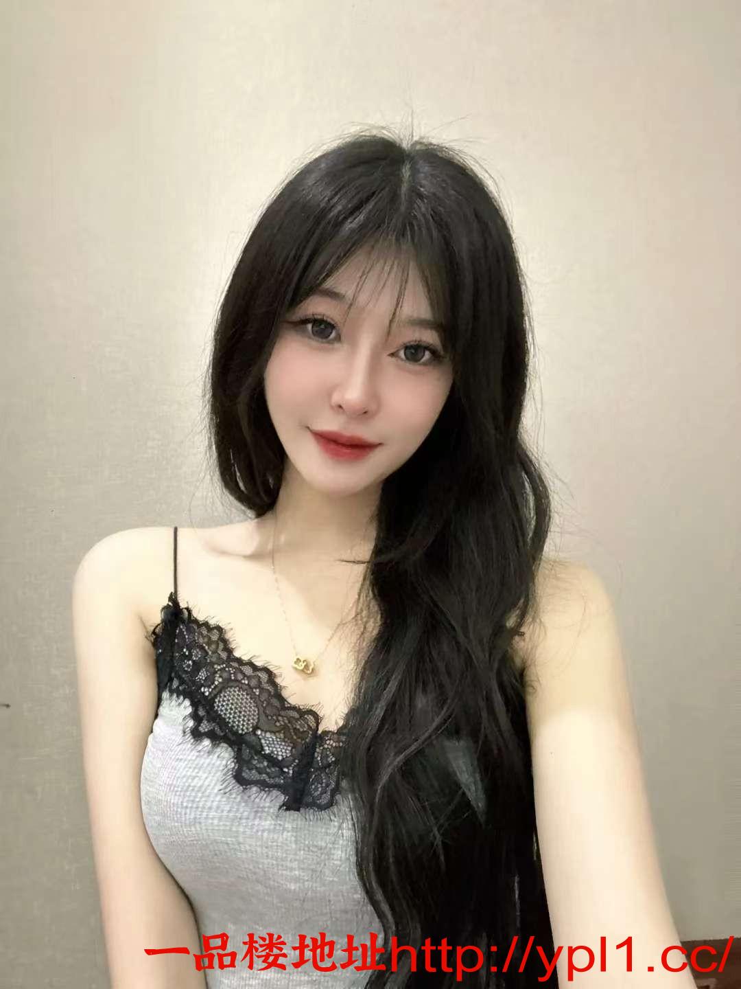 丰满嫩妹水多会夹