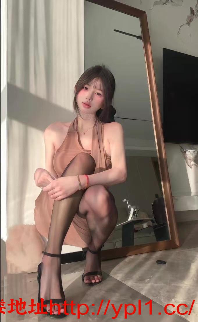 性感兼职妹妹丝袜诱惑