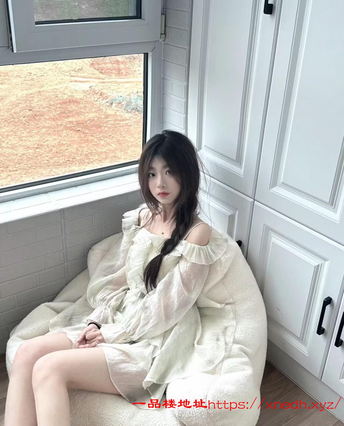 二刷嫩妹天花板