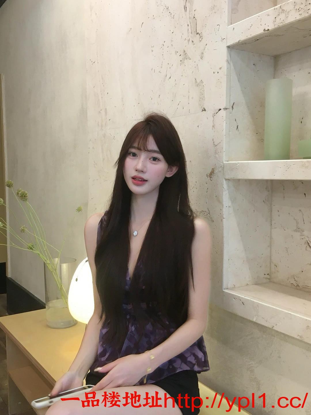 逼紧大长腿小妹