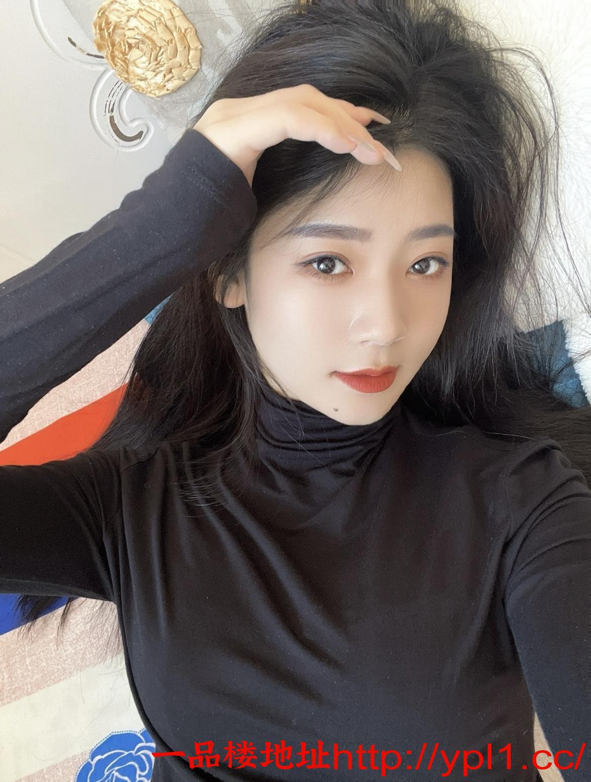 丰满身材前凸后翘逼紧水多少妇