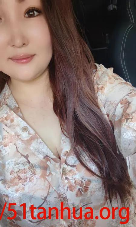 体验大奶蒙族少妇