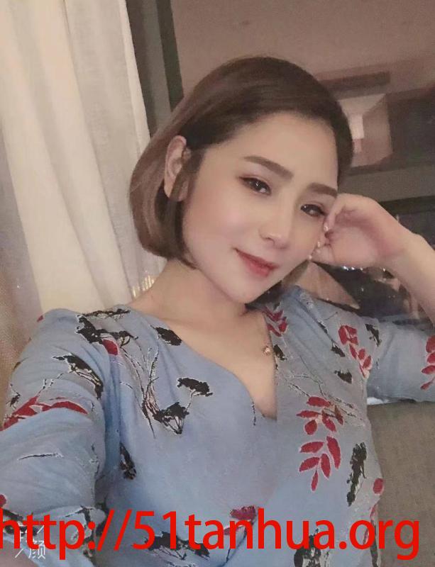 梅花园江苏年轻小姐姐