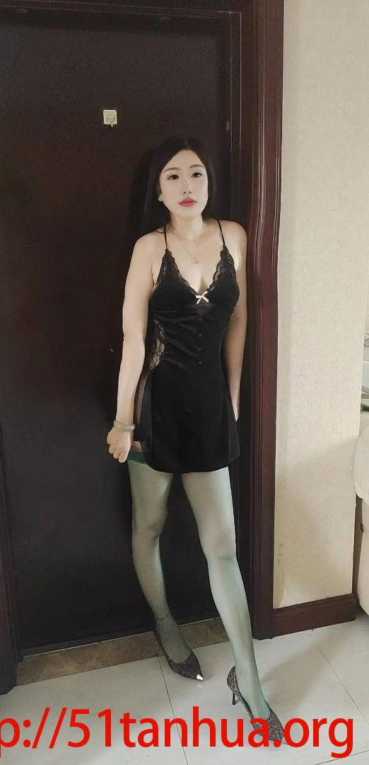 青岛大白腿熟女