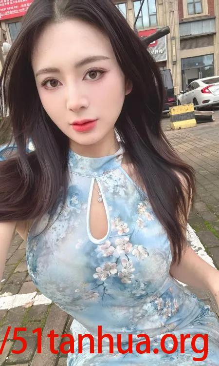 西青黑丝大奶妹云儿