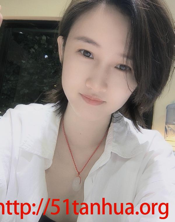 亳州气质短发小姐姐